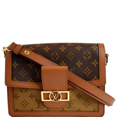 louis vuitton daphne bag.